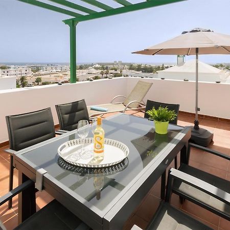 Apartmán Apartamento Om Con Piscina Y Vistas Al Mar Costa Teguise Exteriér fotografie